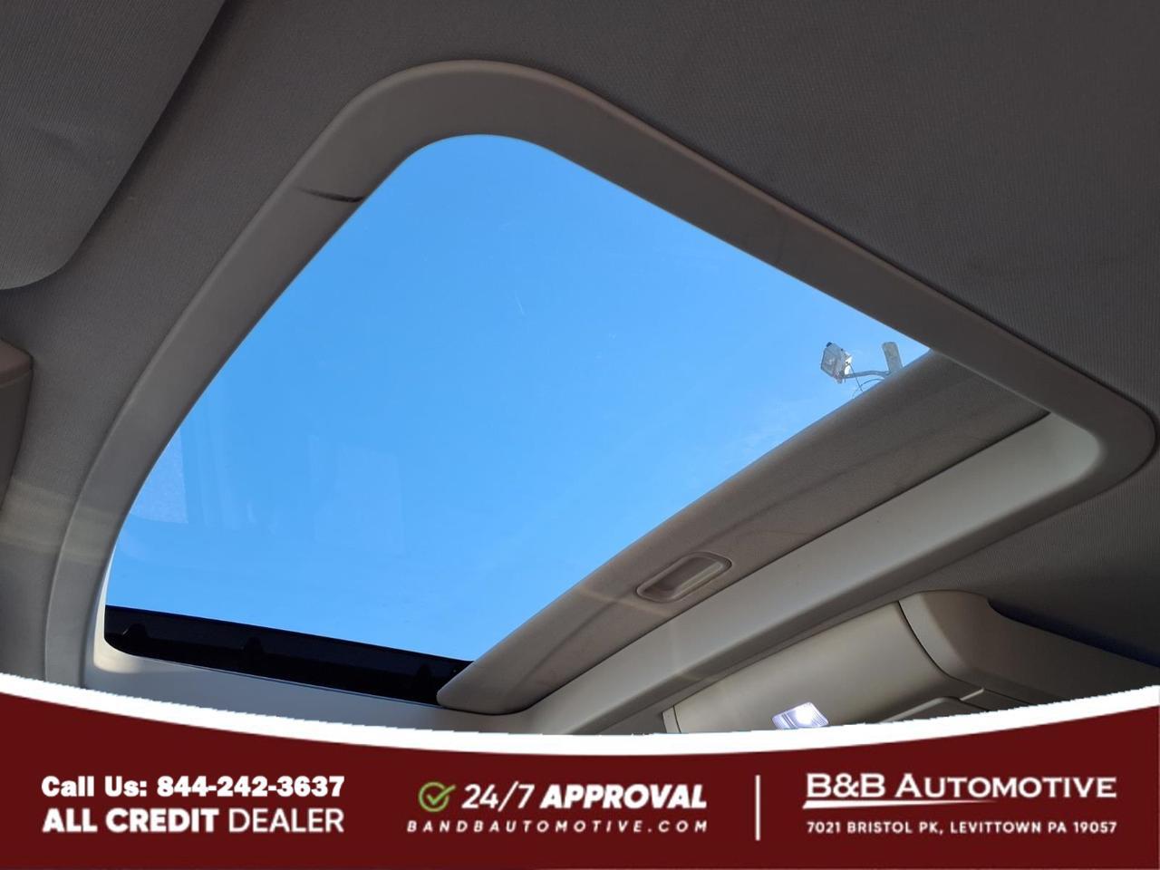 2014 Chrysler Town and Country Levittown PA