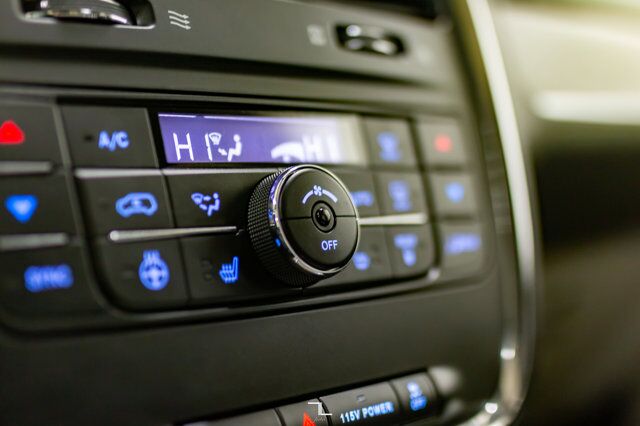 2014 Chrysler Town & Country Limited Leather Roof Nav TV Red Deer AB