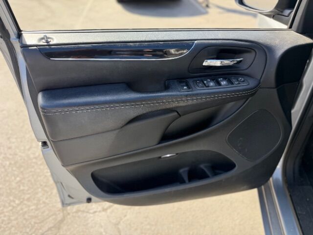 2014 Chrysler Town & Country S Mesa AZ