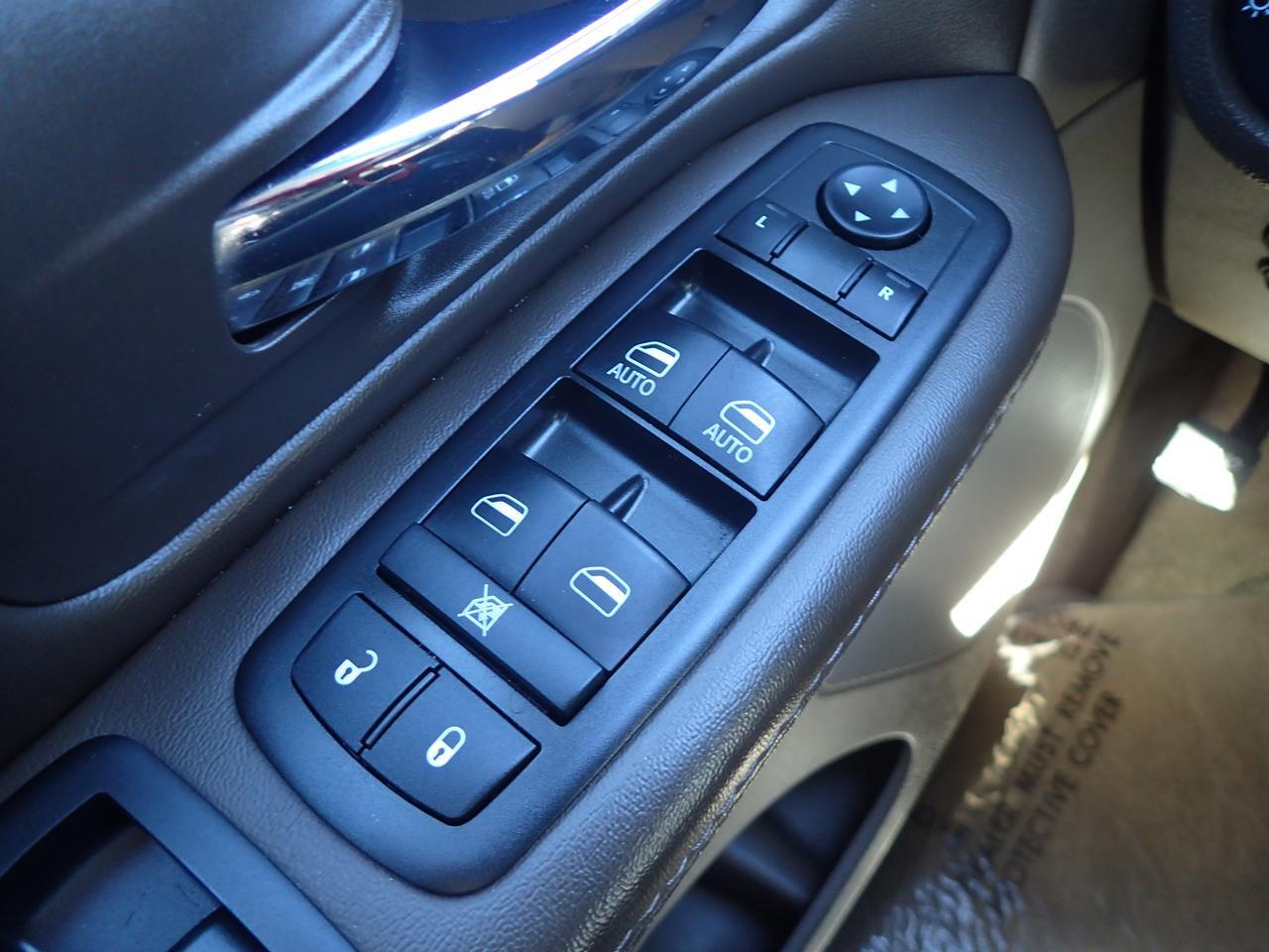 Used 2014 Chrysler Town & Country Touring in Anaheim CA