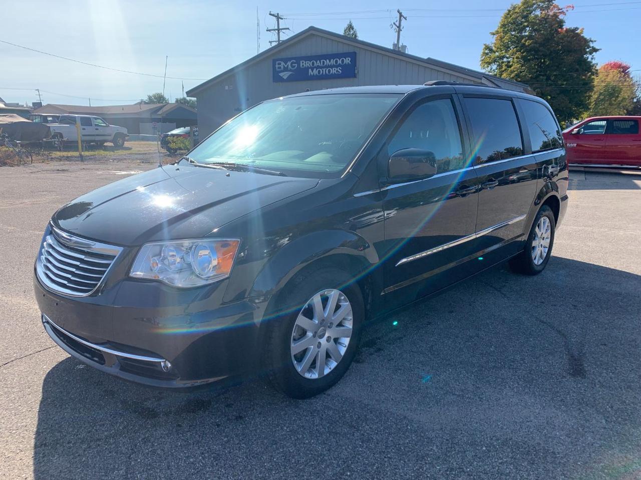 Used 2014 Chrysler Town & Country Touring