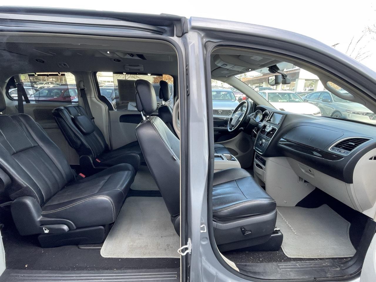 2014 Chrysler Town &amp; Country Touring-L Alexandria VA