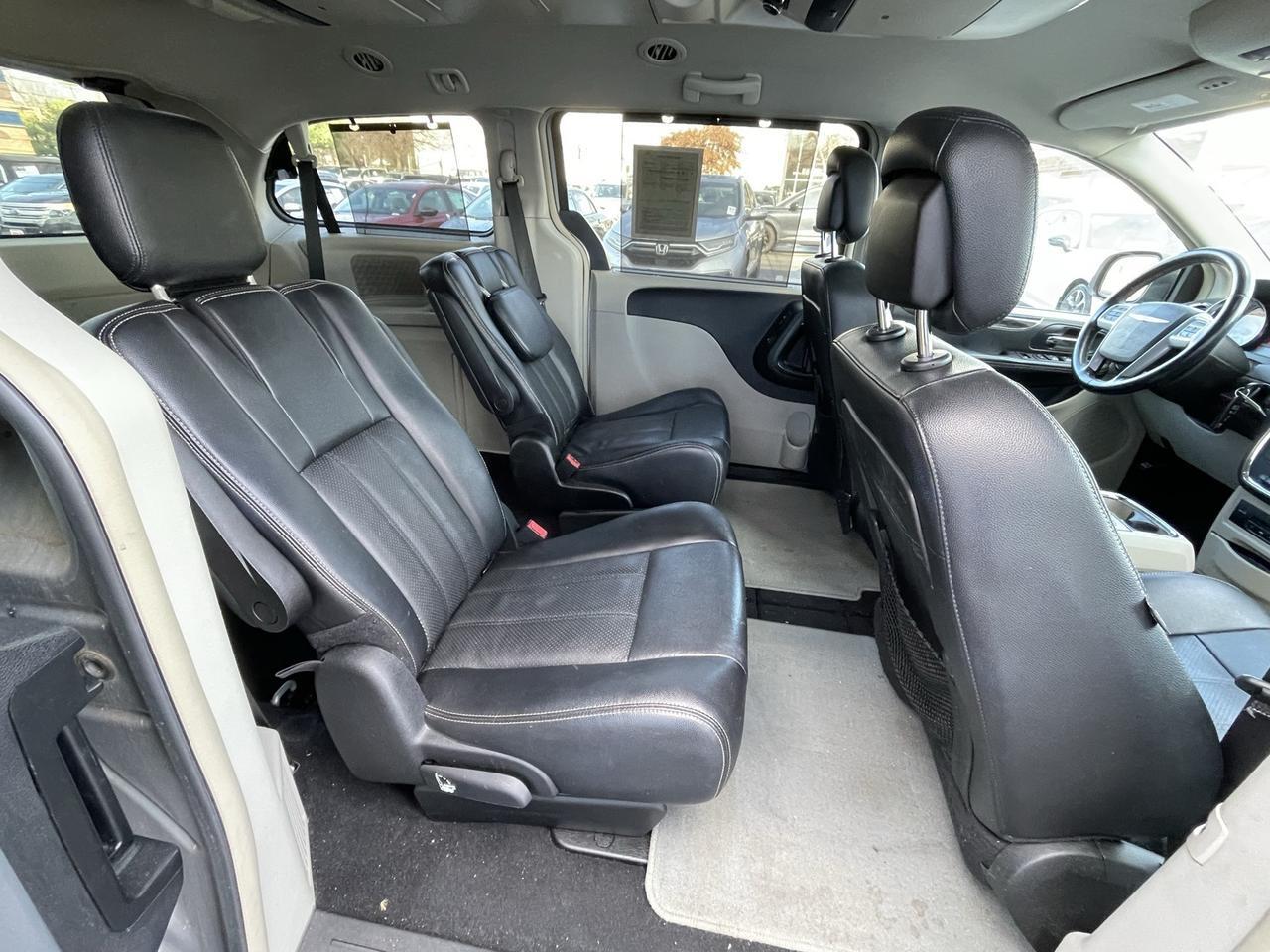 2014 Chrysler Town &amp; Country Touring-L Alexandria VA