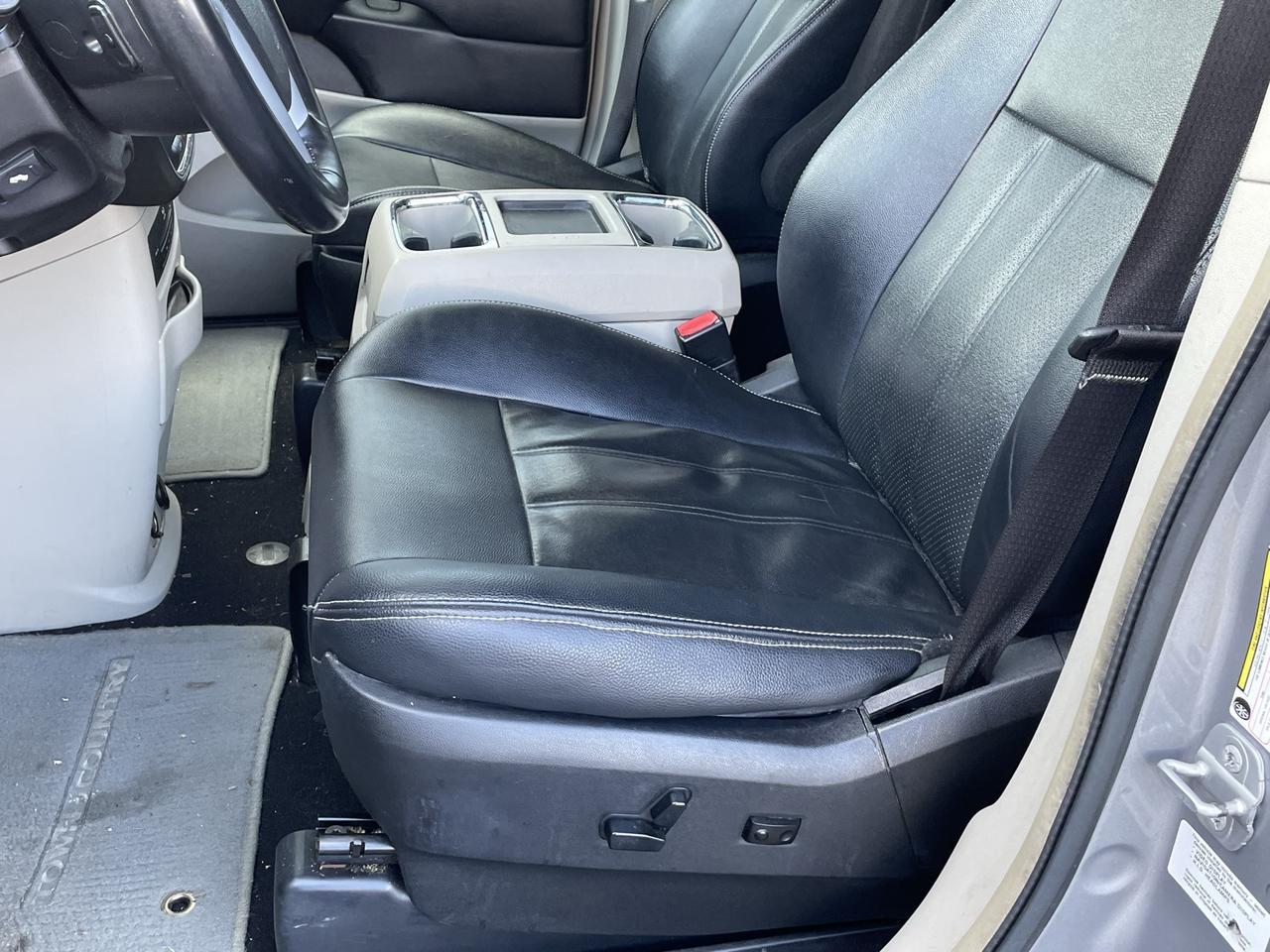 2014 Chrysler Town &amp; Country Touring-L Alexandria VA