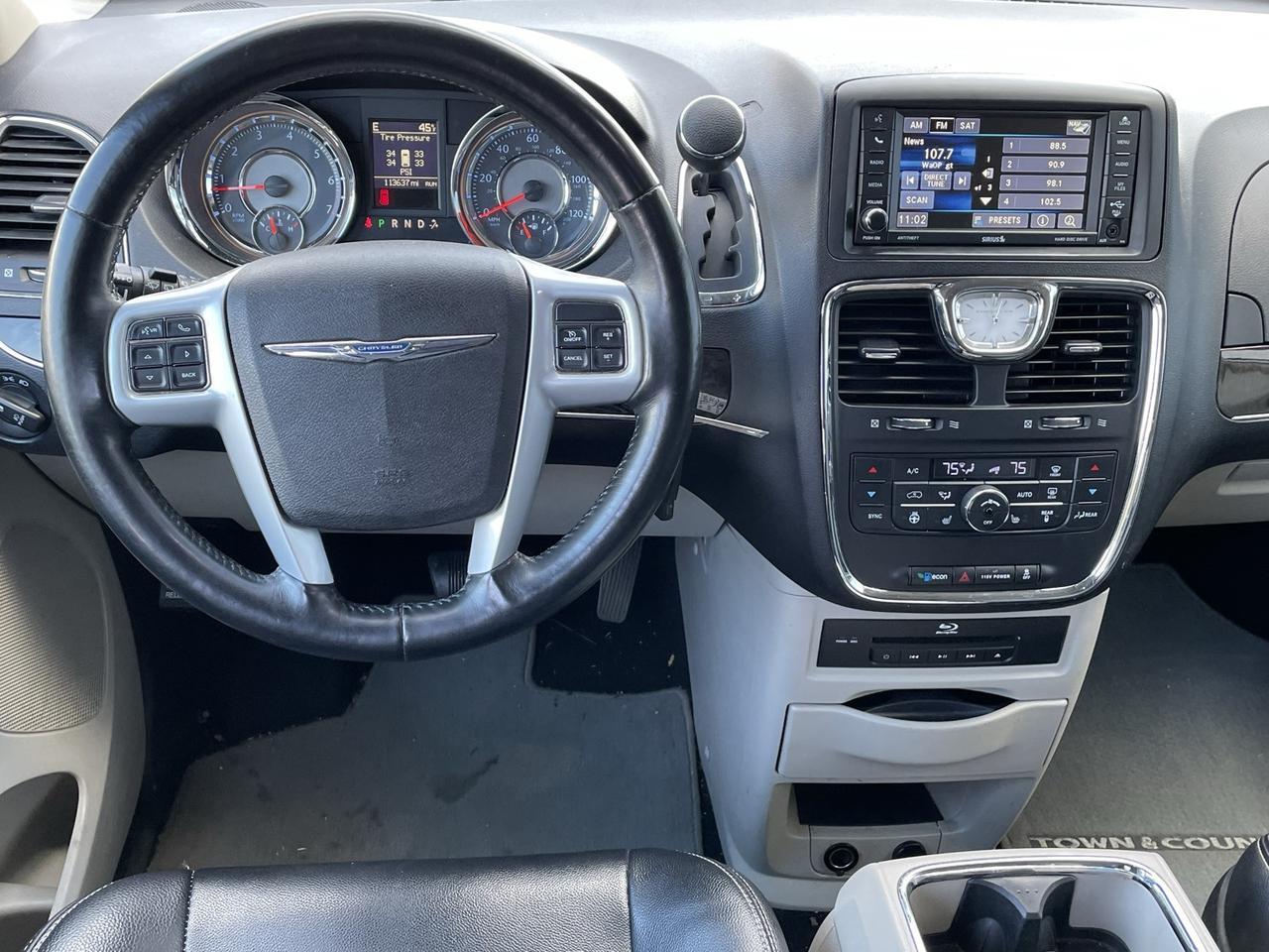 2014 Chrysler Town &amp; Country Touring-L Alexandria VA