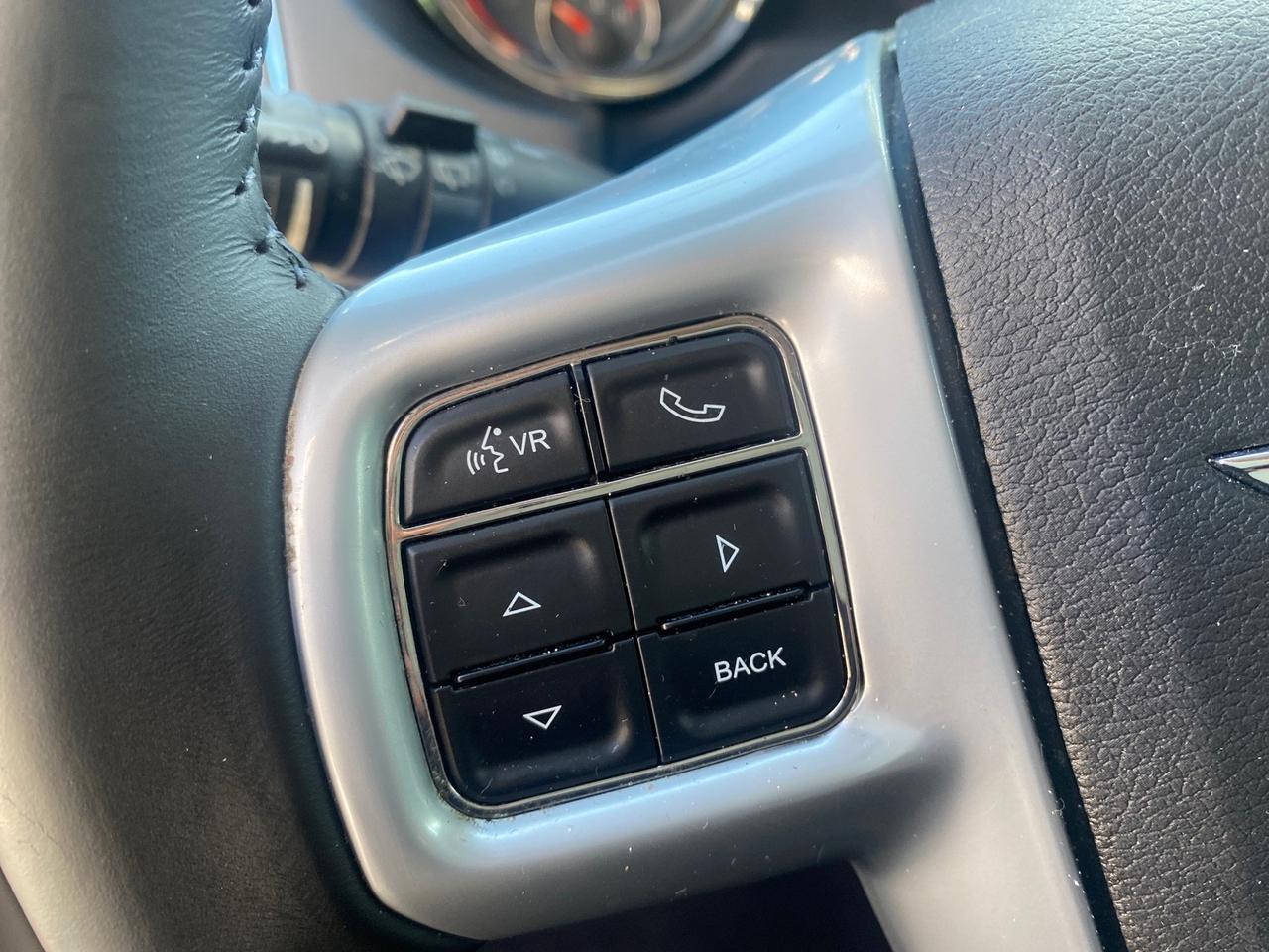 2014 Chrysler Town & Country Touring LOW MILES 64,377 1 OWNER FL Pompano Beach FL