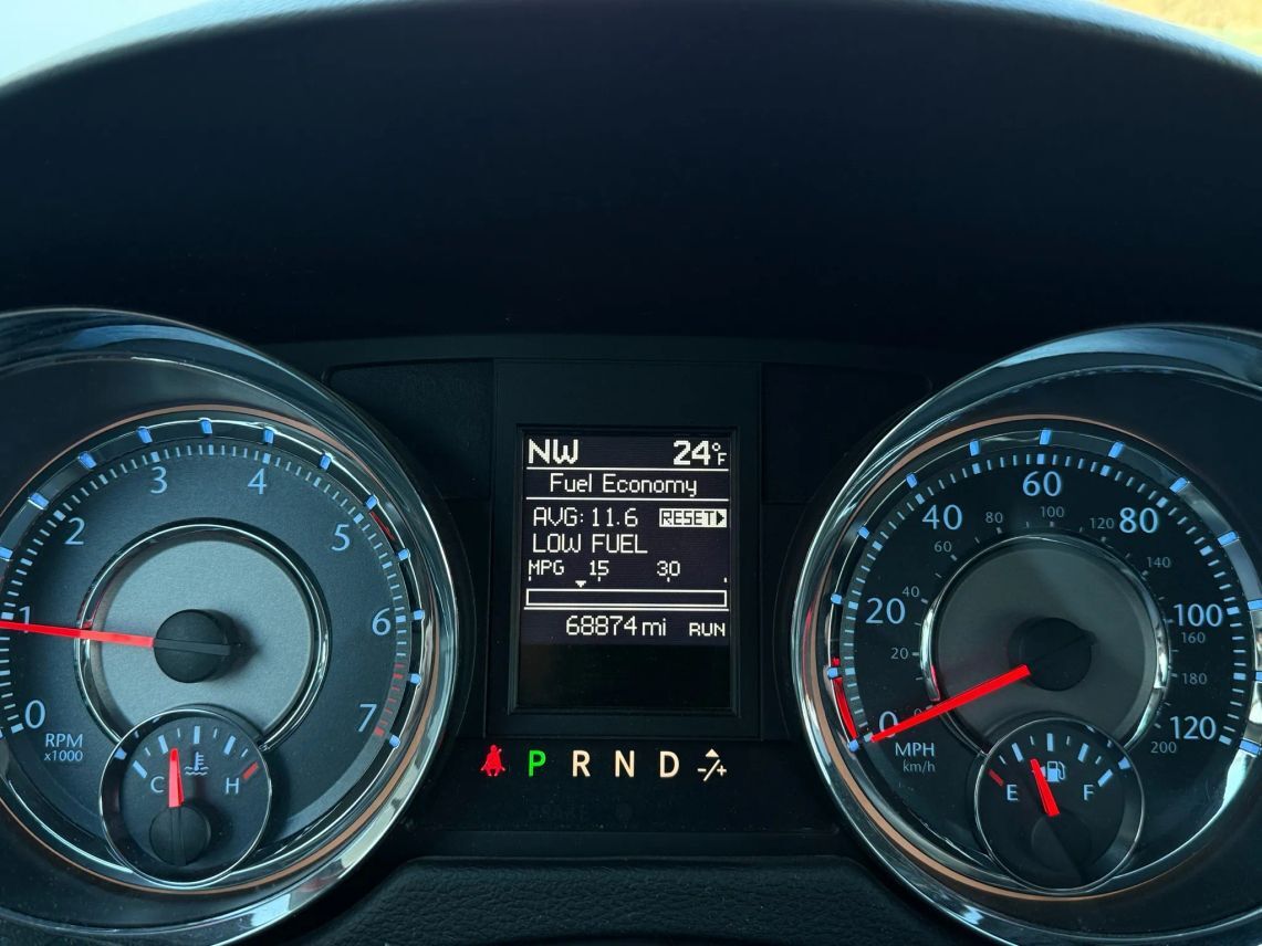 2014 Chrysler Town & Country Touring Minivan 4D Cincinnati OH