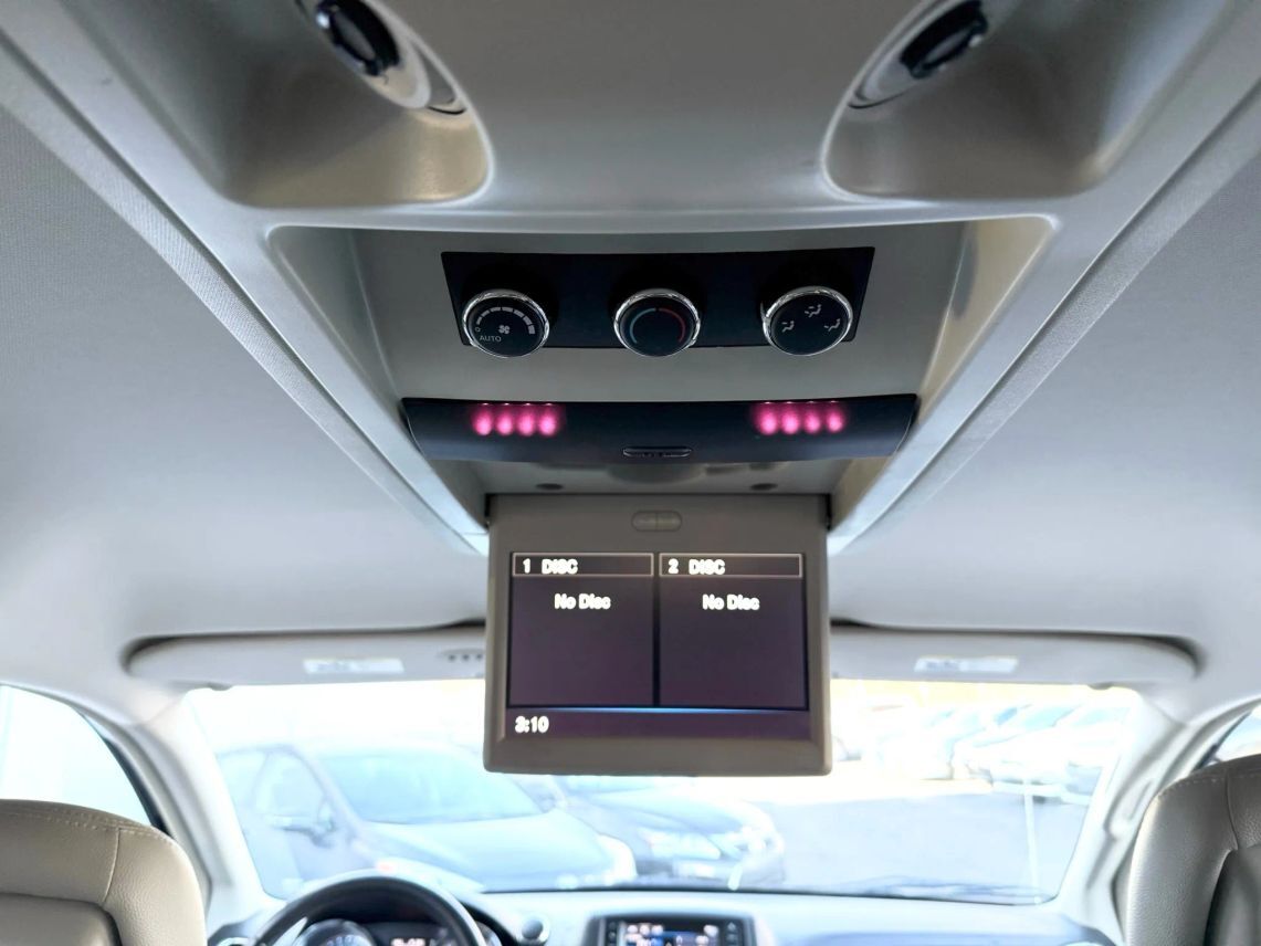 2014 Chrysler Town & Country Touring Minivan 4D Cincinnati OH