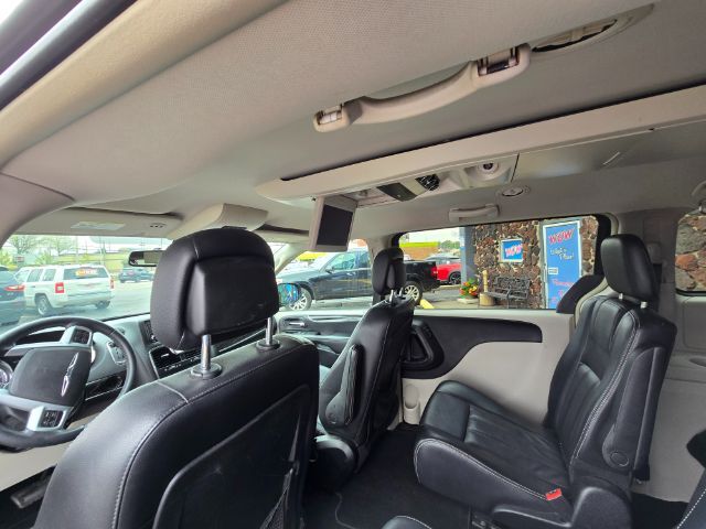 2014 Chrysler Town & Country Touring Saint Joseph MO