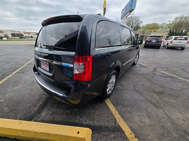 2014 Chrysler Town & Country Touring Saint Joseph MO