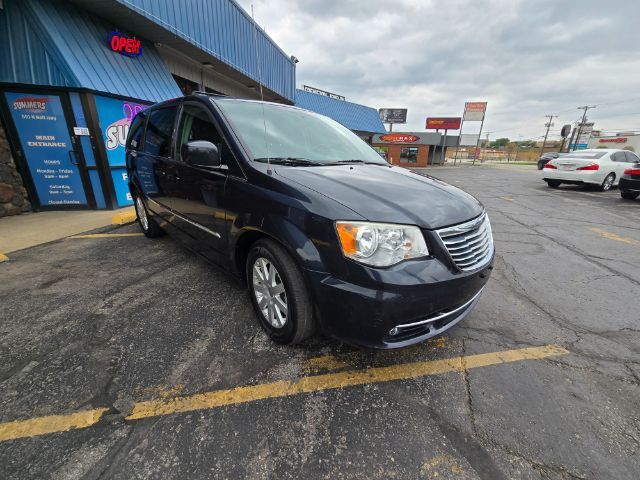 2014 Chrysler Town & Country Touring Saint Joseph MO