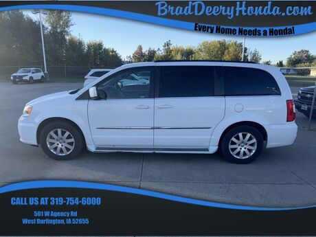 2014 Chrysler Town & Country Touring West Burlington IA