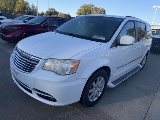 2014 Chrysler Town & Country Touring West Burlington IA