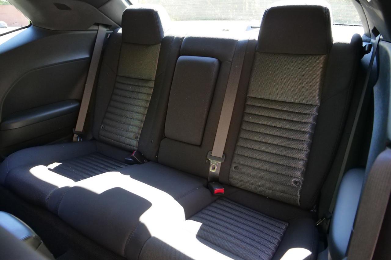 2014 Dodge Challenger R/T / Blacktop Package / Sound Group / Sunroof! Lincolnton NC