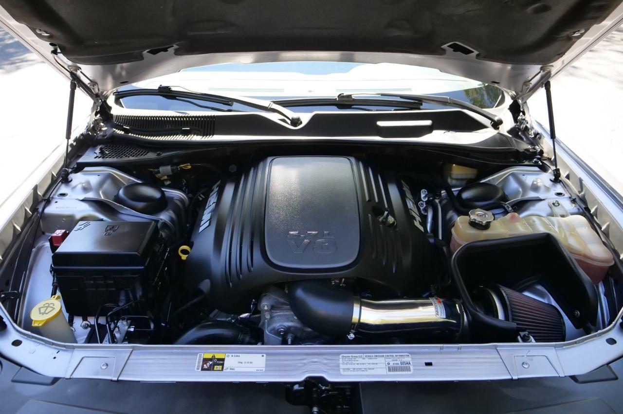2014 Dodge Challenger R/T / Blacktop Package / Sound Group / Sunroof! Lincolnton NC