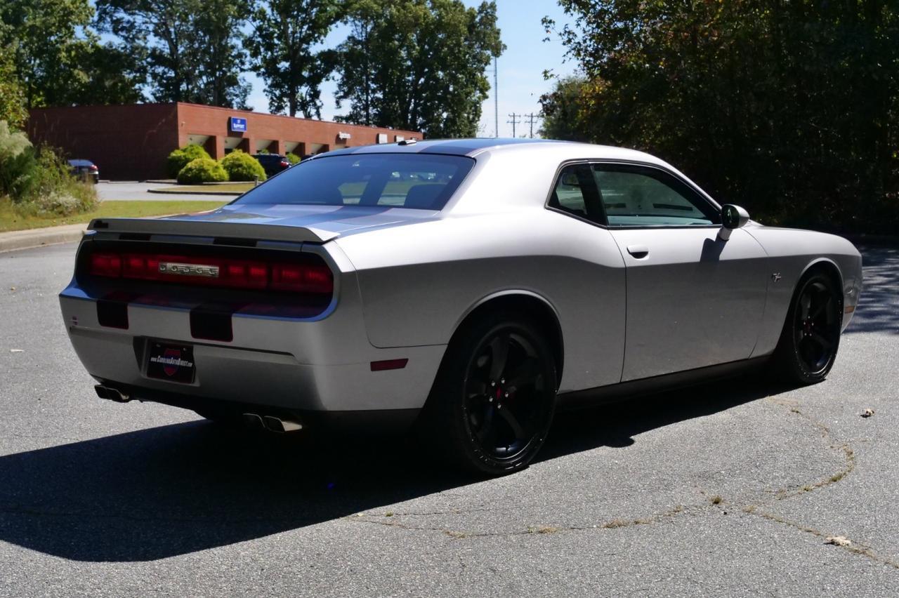 2014 Dodge Challenger R/T / Blacktop Package / Sound Group / Sunroof! Lincolnton NC