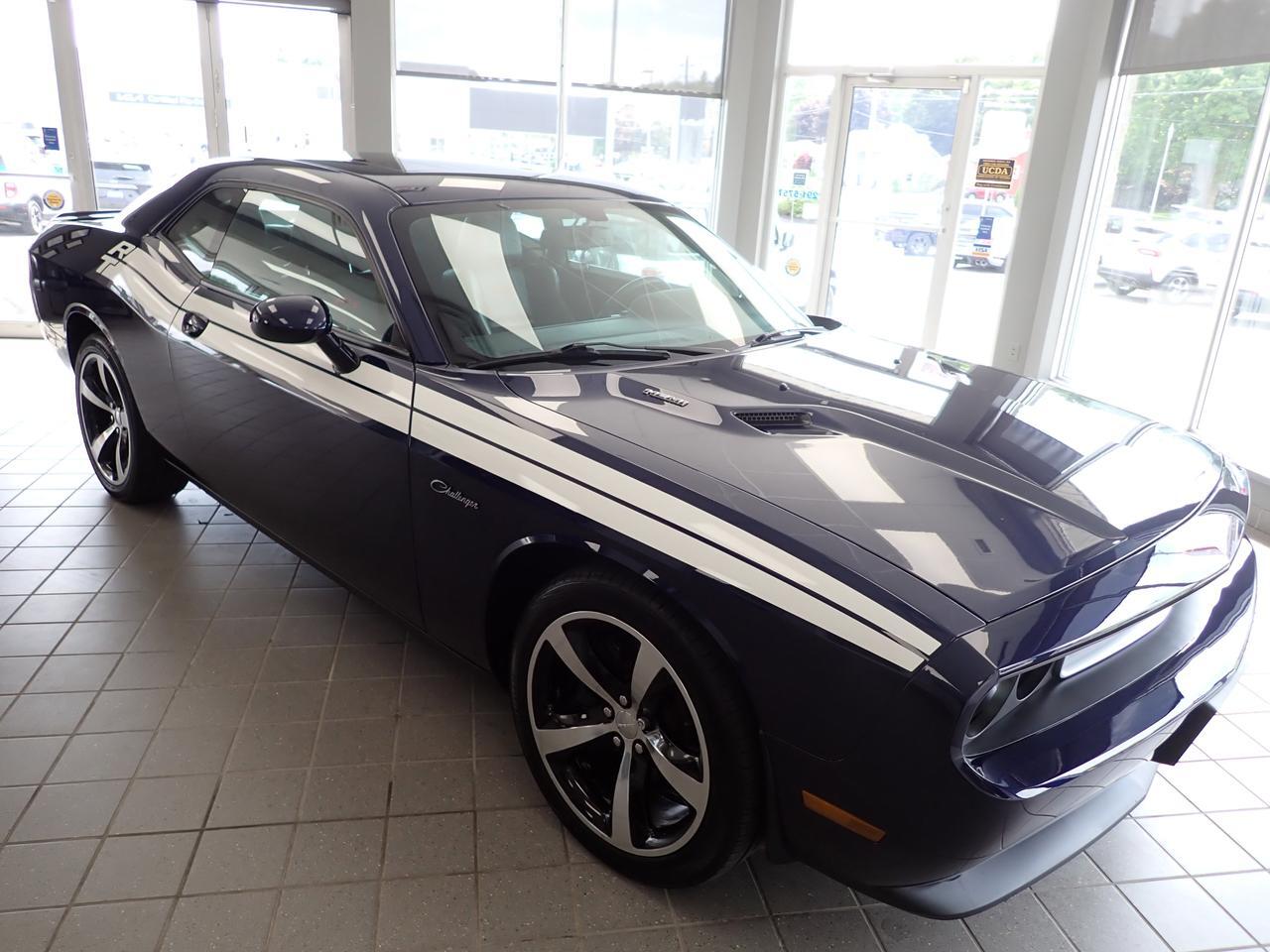 2014 Dodge Challenger R/T Classic 2 DR COUPE LEATHER