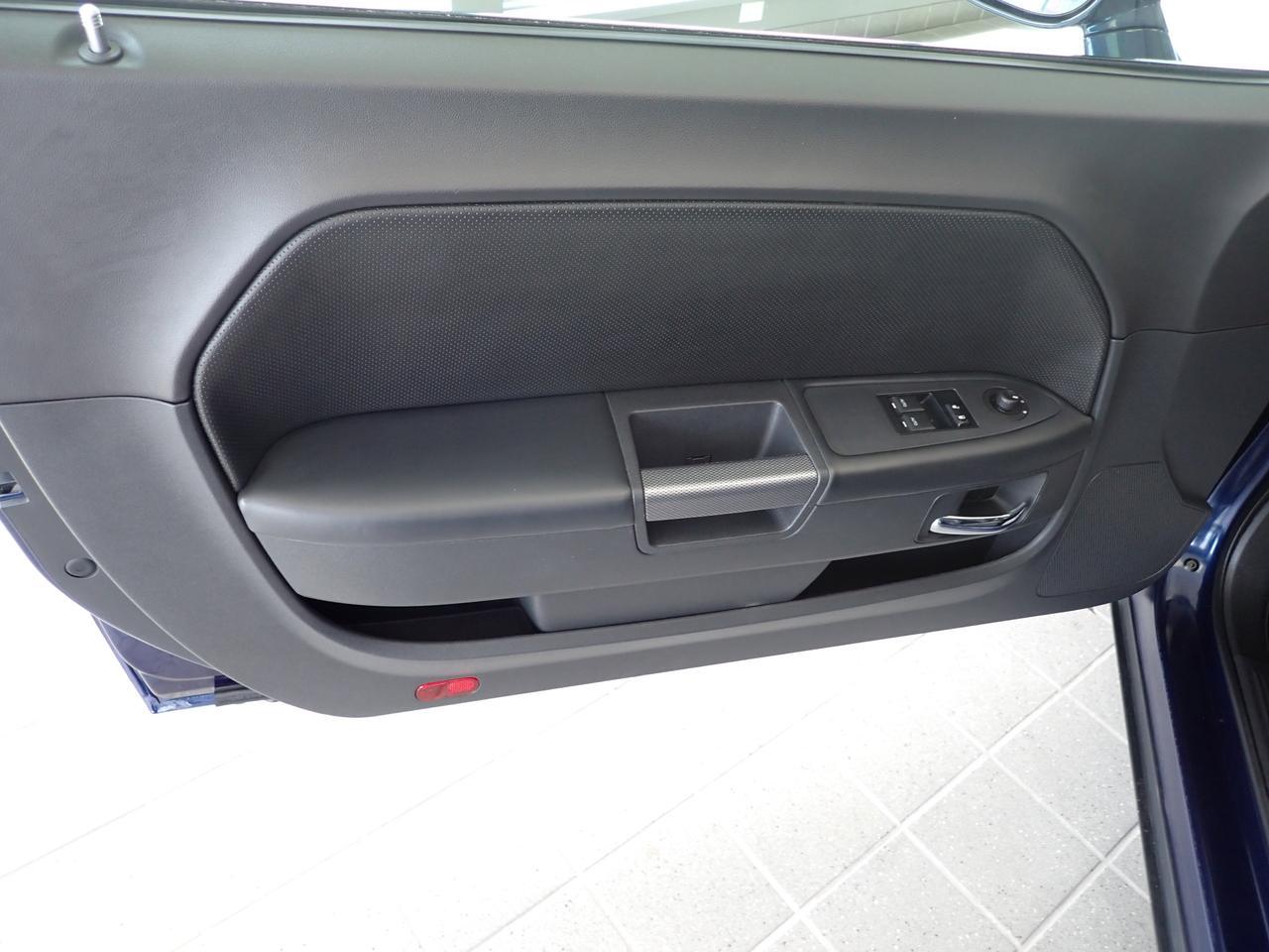 2014 Dodge Challenger R/T Classic 2 DR COUPE LEATHER Listowel ON