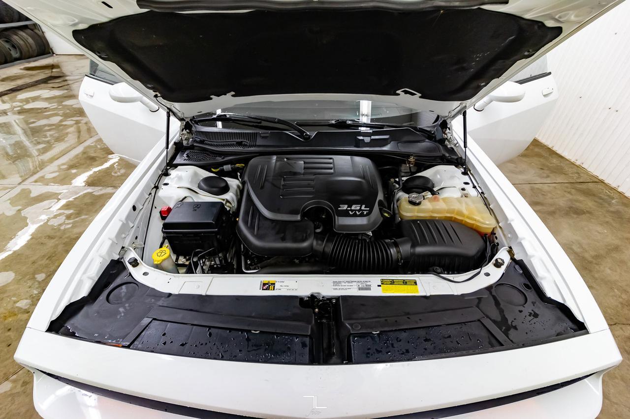 2014 Dodge Challenger SXT Plus Leather Roof Red Deer AB