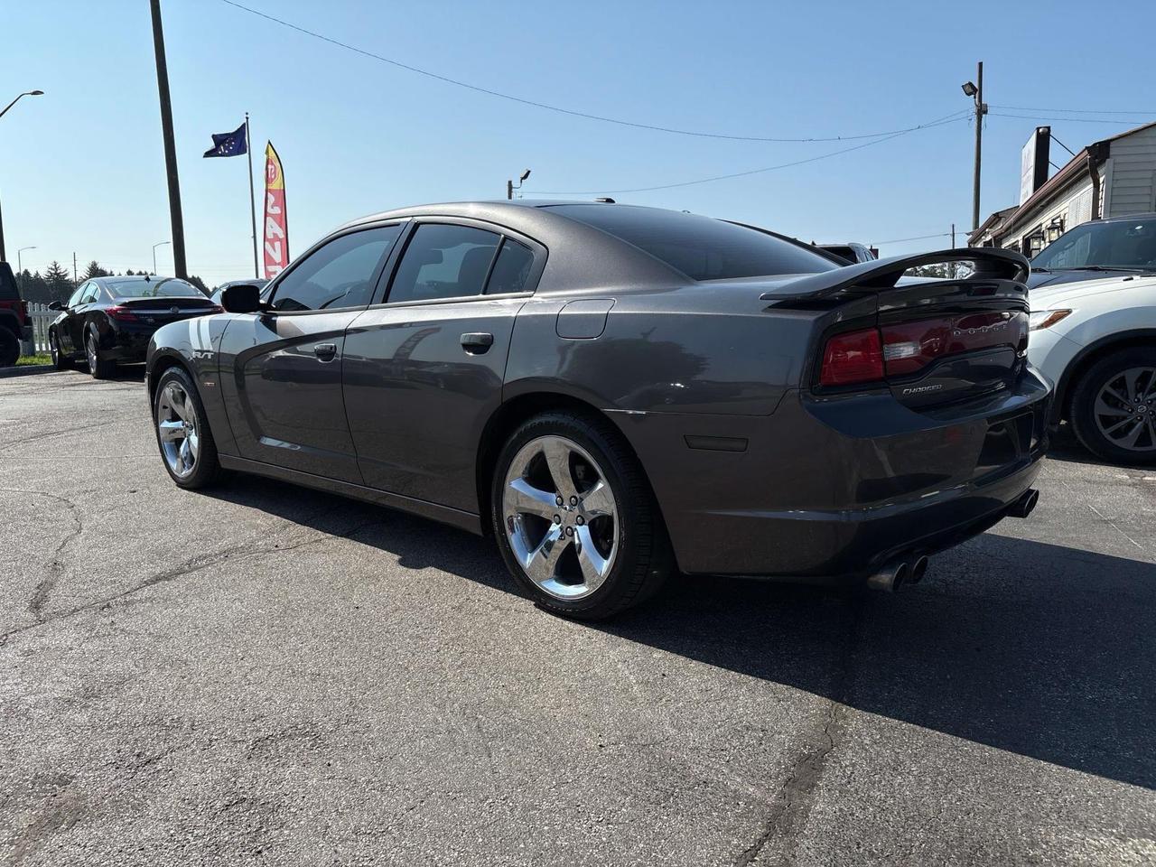2014 Dodge Charger 4dr Sdn RT Plus RWD Indianapolis IN