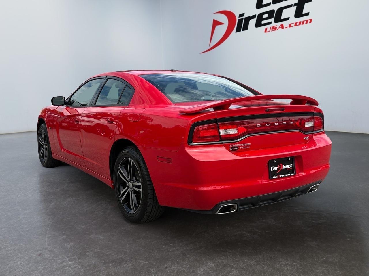 2014 Dodge Charger RT, PREMIUM BEATS BY DRE SOUND SYSTEM, HEATED SEATS, BLUETOOTH, NAVIGATION, REMOTE START, REAR SPOILER, PADDLE SHIFTERS, KEYLESS START, LOW MILES, CHARGE THE ROAD IN THIS R/T! Virginia Beach VA