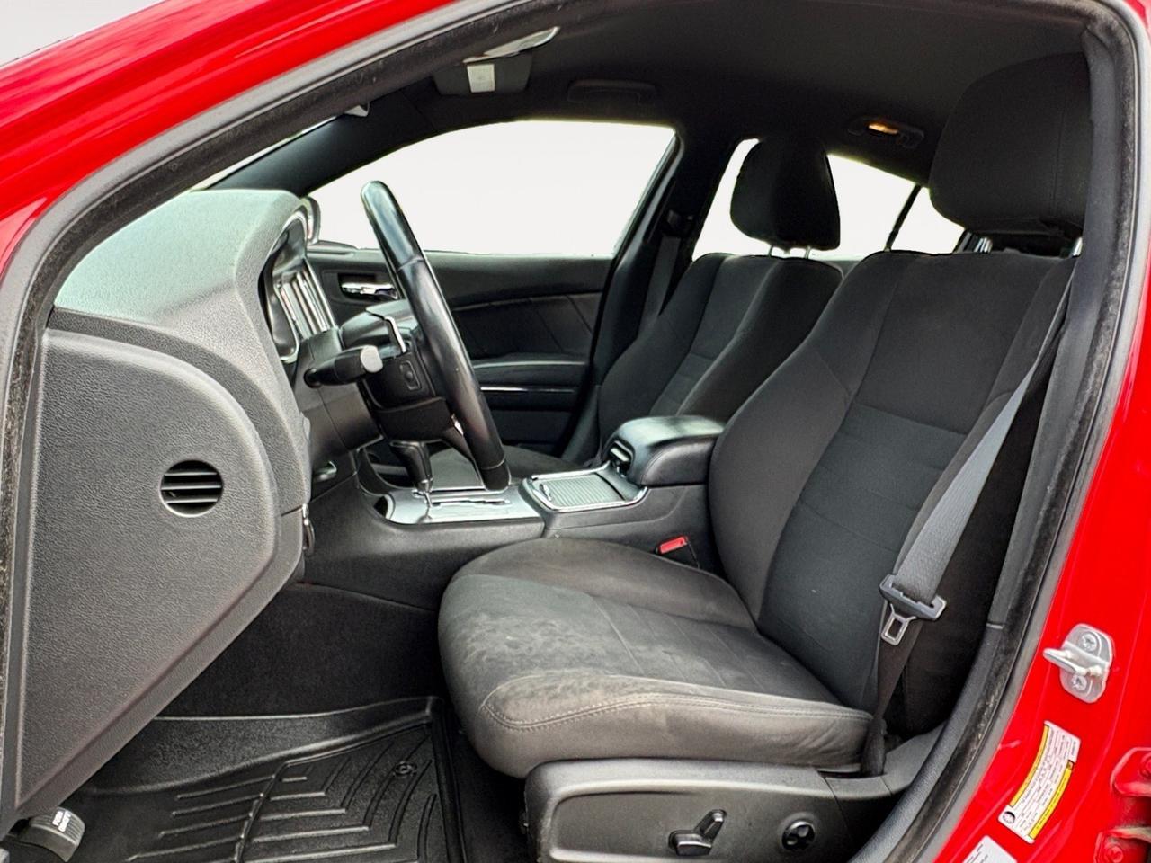2014 Dodge Charger RT, PREMIUM BEATS BY DRE SOUND SYSTEM, HEATED SEATS, BLUETOOTH, NAVIGATION, REMOTE START, REAR SPOILER, PADDLE SHIFTERS, KEYLESS START, LOW MILES, CHARGE THE ROAD IN THIS R/T! Virginia Beach VA