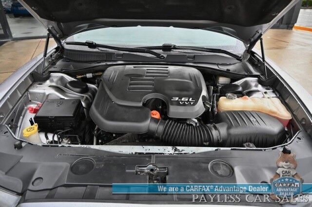 2014 Dodge Charger SE / AWD / AutoStart / 3.6L V6 / Power Mirrors, Windows & Locks / Power Drivers Seat / Bluetooth / Cruise Control / Keyless Entry & Start / Studless Winter Tires / 27 MPG / Only 72K Miles Anchorage AK