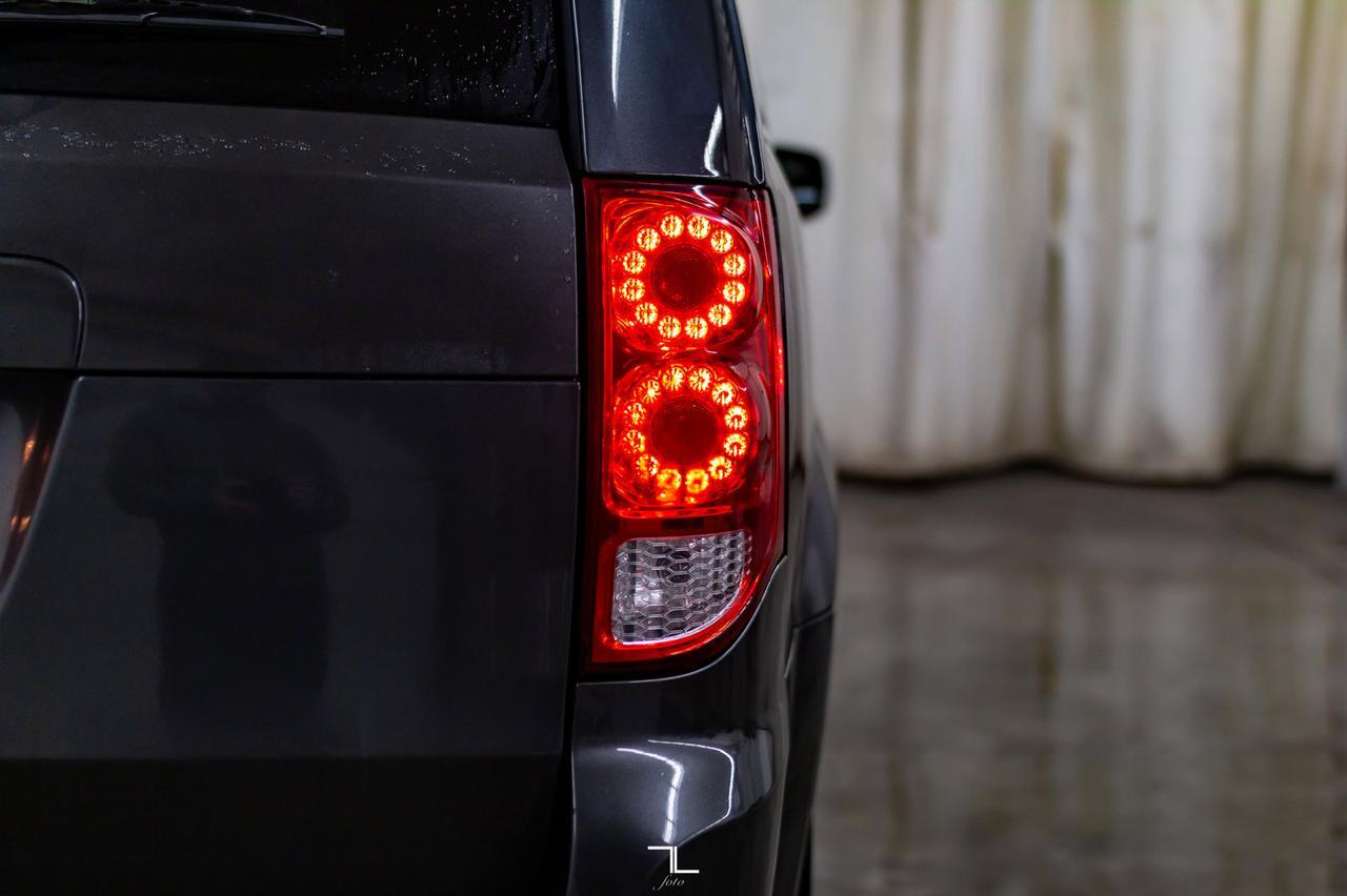 2014 Dodge Grand Caravan 30th Anniversary Leather Nav DVD Red Deer AB