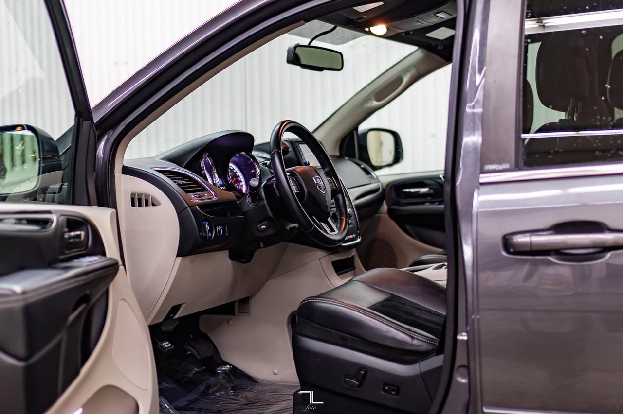 2014 Dodge Grand Caravan 30th Anniversary Leather Nav DVD Red Deer AB