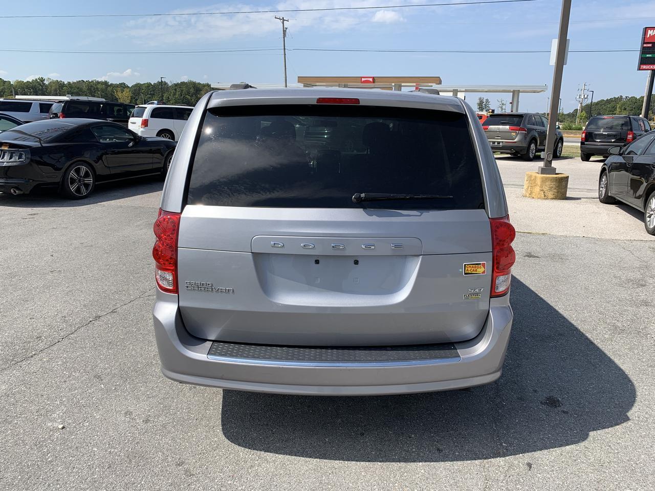 2014 Dodge Grand Caravan Passenger SXT Minivan 4D Aurora MO
