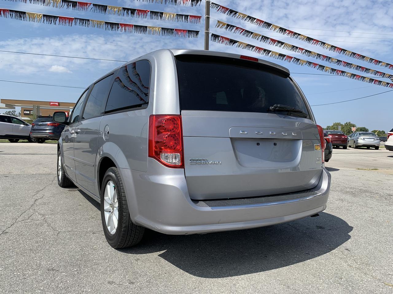 2014 Dodge Grand Caravan Passenger SXT Minivan 4D Aurora MO