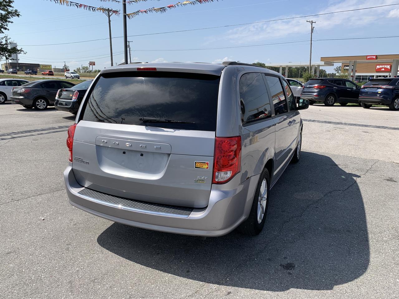 2014 Dodge Grand Caravan Passenger SXT Minivan 4D Aurora MO
