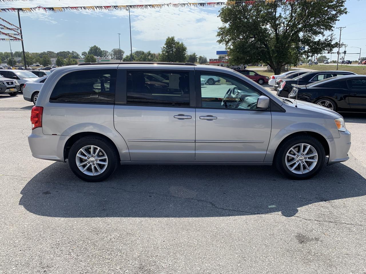 2014 Dodge Grand Caravan Passenger SXT Minivan 4D Aurora MO