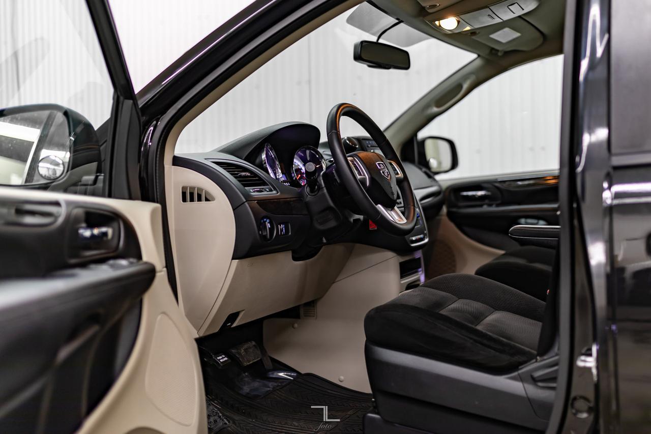 2014 Dodge Grand Caravan SE Canada Value Package Red Deer AB