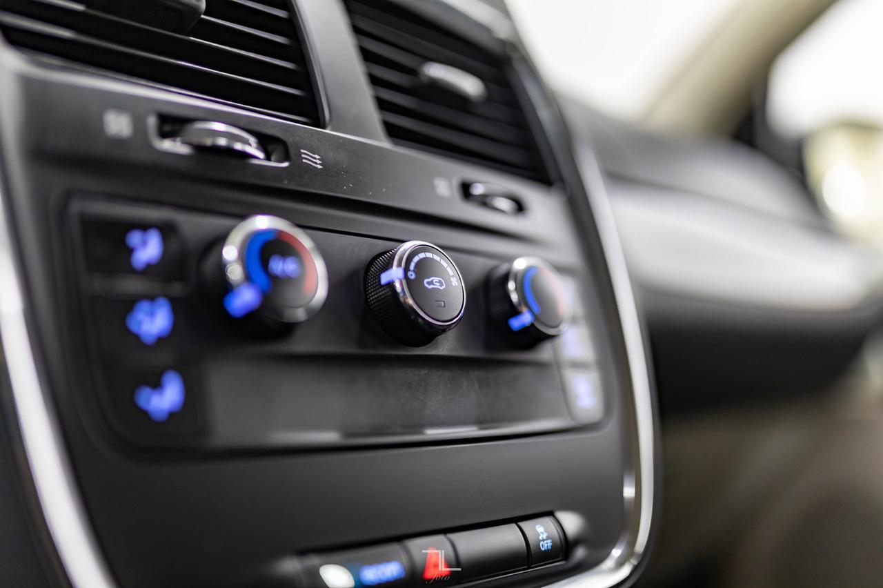 2014 Dodge Grand Caravan SE Canada Value Package Red Deer AB