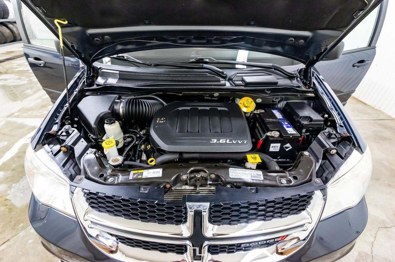 2014 Dodge Grand Caravan SE Plus Red Deer AB