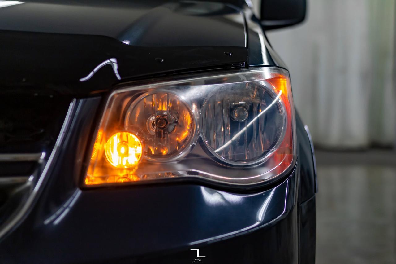 2014 Dodge Grand Caravan SE Plus Red Deer AB