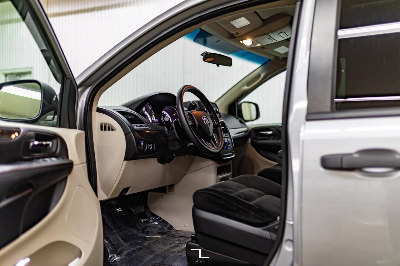 2014 Dodge Grand Caravan SE Plus Red Deer AB