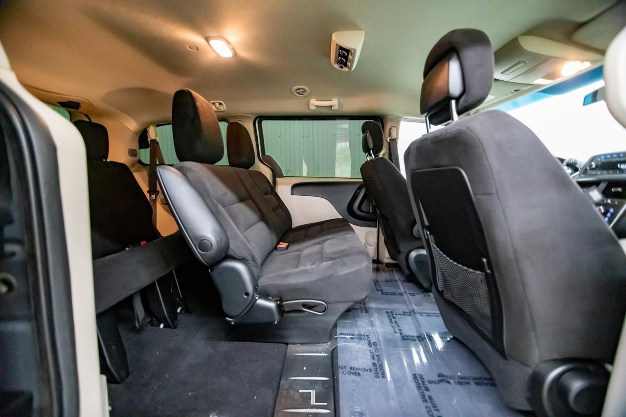 2014 Dodge Grand Caravan SE Plus Red Deer AB