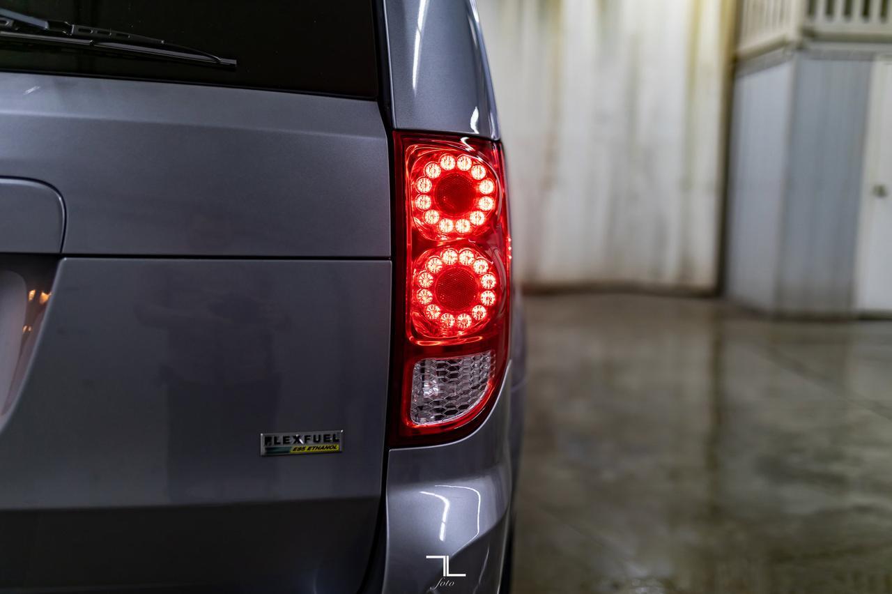 2014 Dodge Grand Caravan SE Plus Red Deer AB