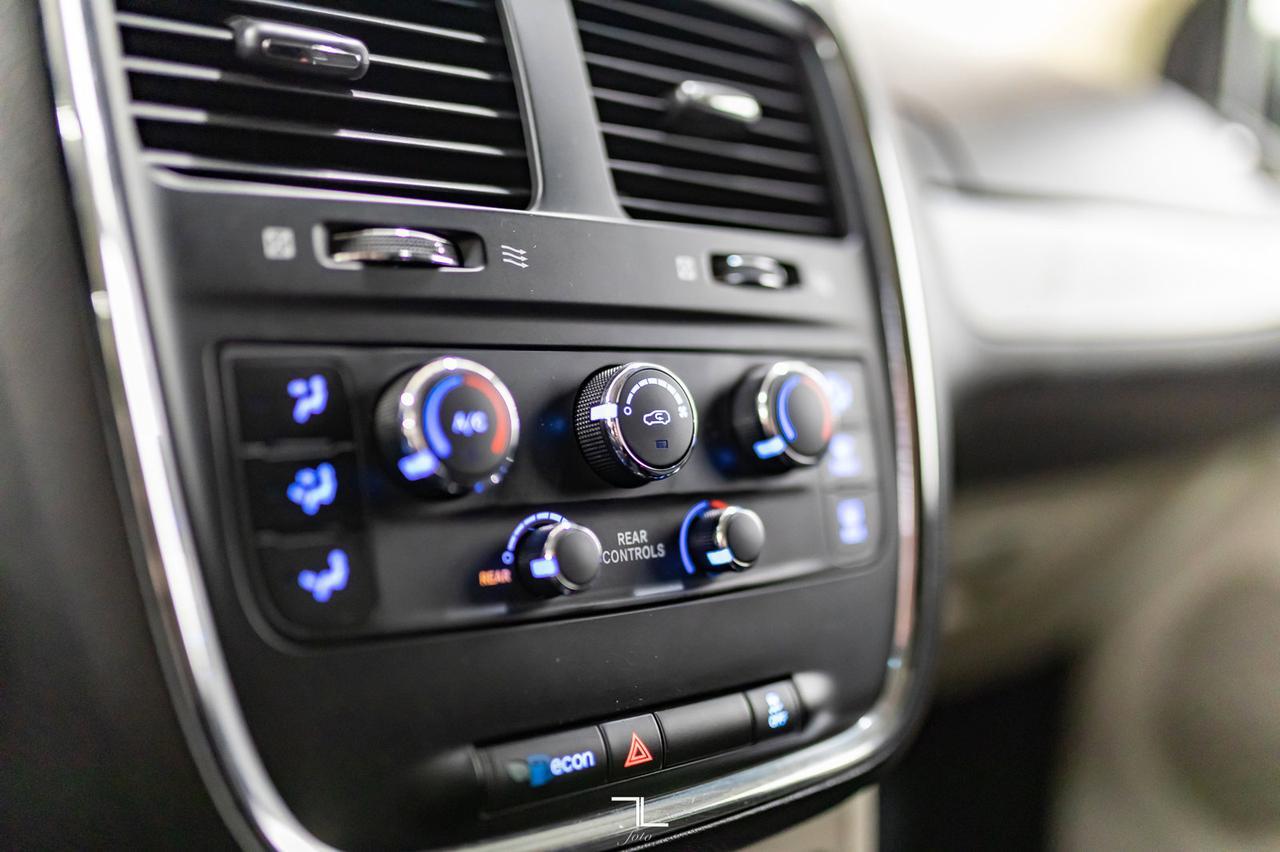 2014 Dodge Grand Caravan SE Plus Red Deer AB