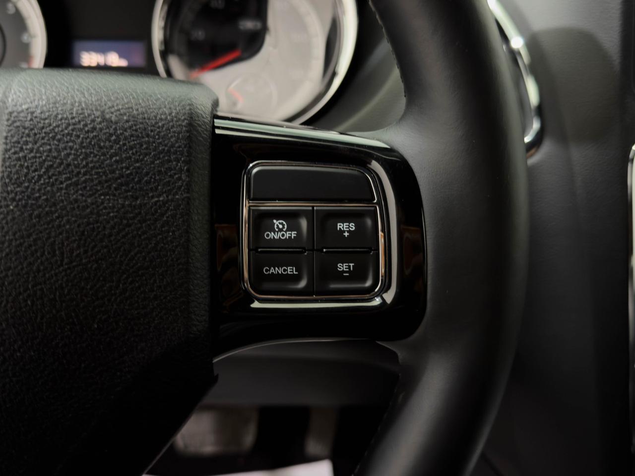 2014 Dodge Grand Caravan SXT 30th Anniversary Tallmadge OH