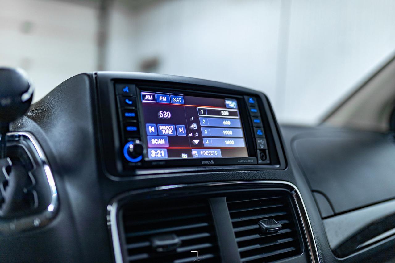 2014 Dodge Grand Caravan SXT BCam TV Red Deer AB