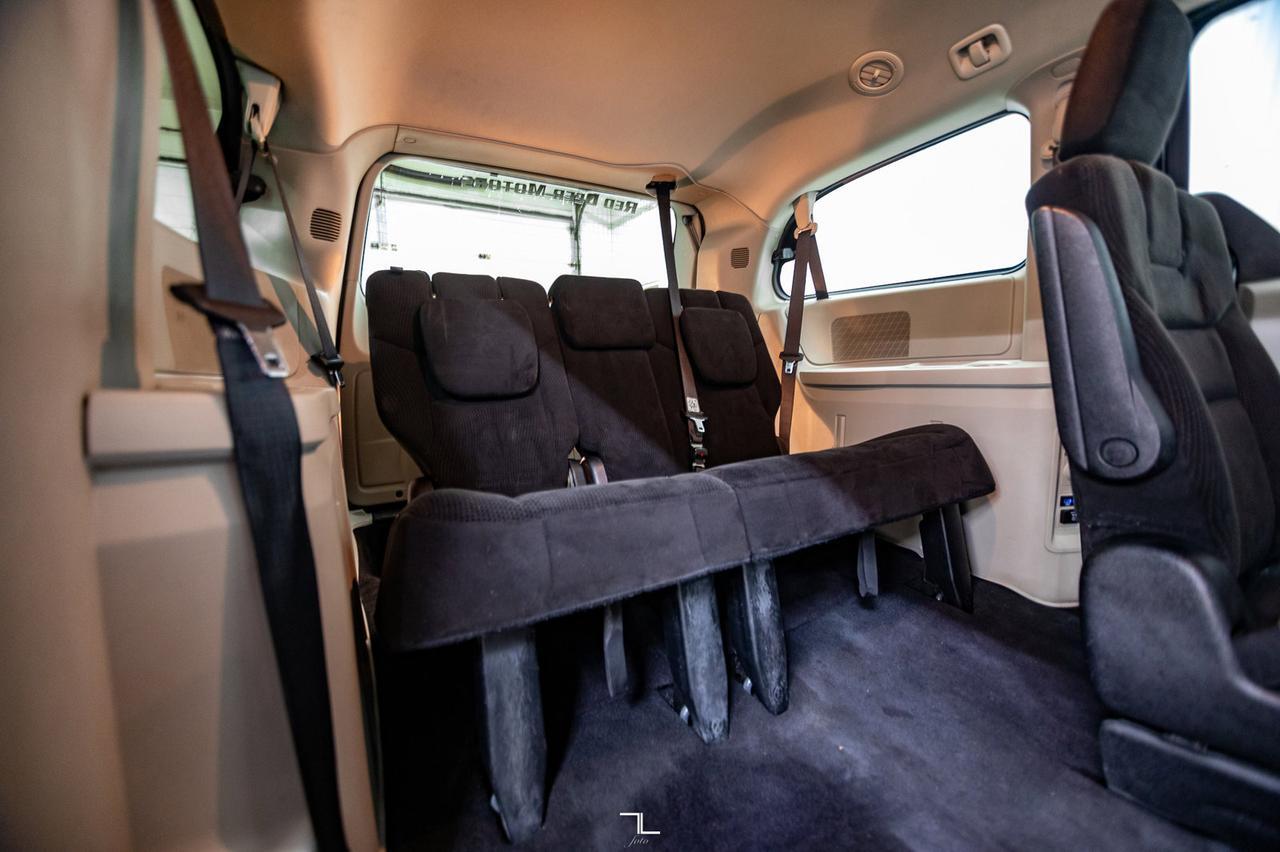 2014 Dodge Grand Caravan SXT BCam TV Red Deer AB