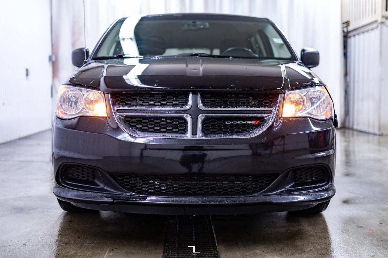 2014 Dodge Grand Caravan SXT BCam TV Red Deer AB