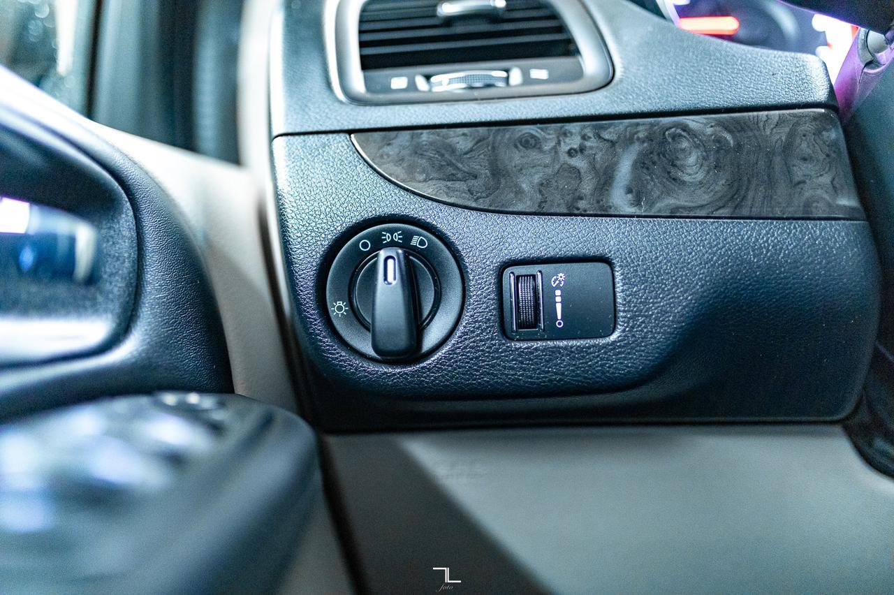 2014 Dodge Grand Caravan SXT BCam TV Red Deer AB