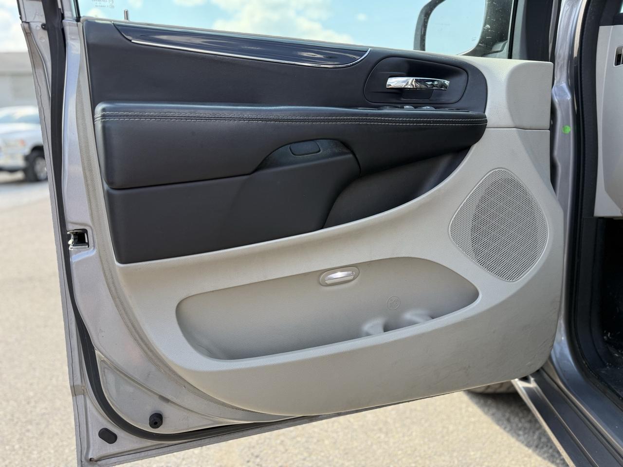 2014 Dodge Grand Caravan SXT Crestwood KY