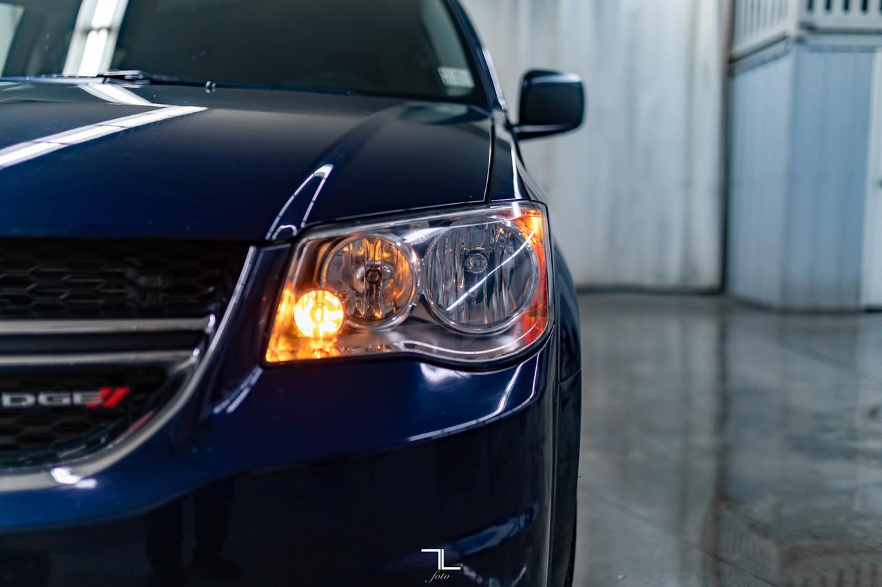 2014 Dodge Grand Caravan SXT Red Deer AB