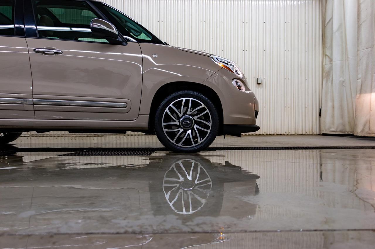 2014 FIAT 500L Lounge Leather Roof Nav Red Deer AB