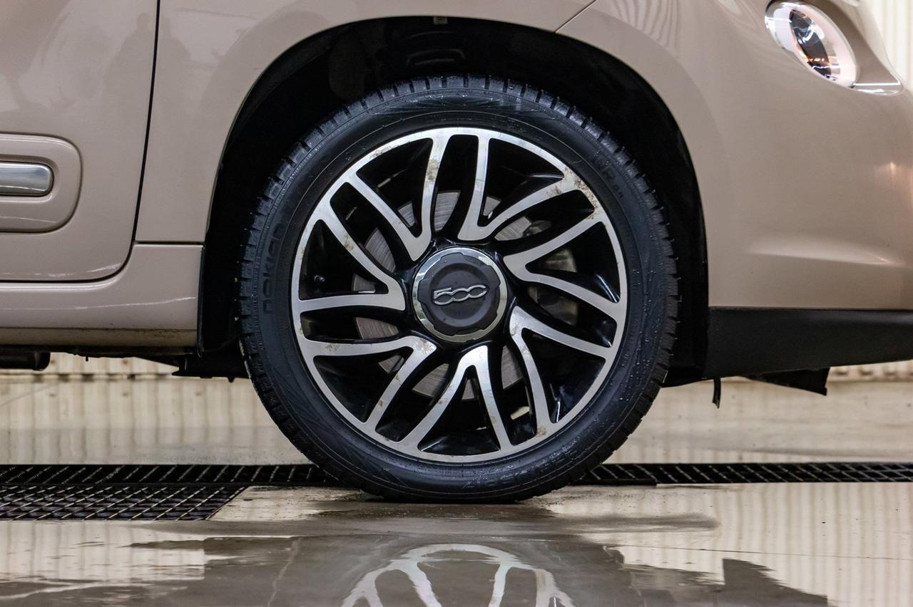 2014 FIAT 500L Lounge Leather Roof Nav Red Deer AB